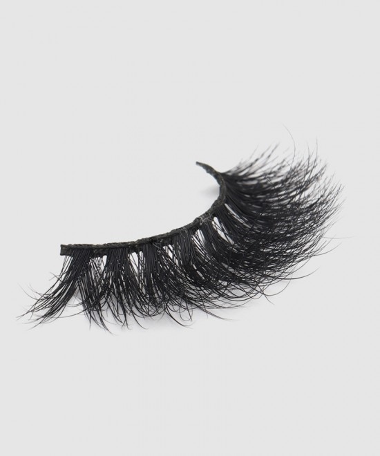 Natural Looking 5D Mink False Eyelashes Easy Application and Unparalleled Comfort L43